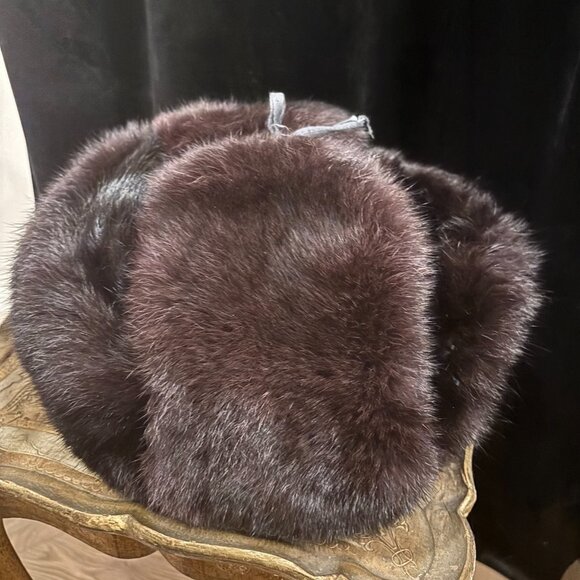 Vintage Russian Black Fur Hat – Authentic USSR Era - Picture 5 of 5